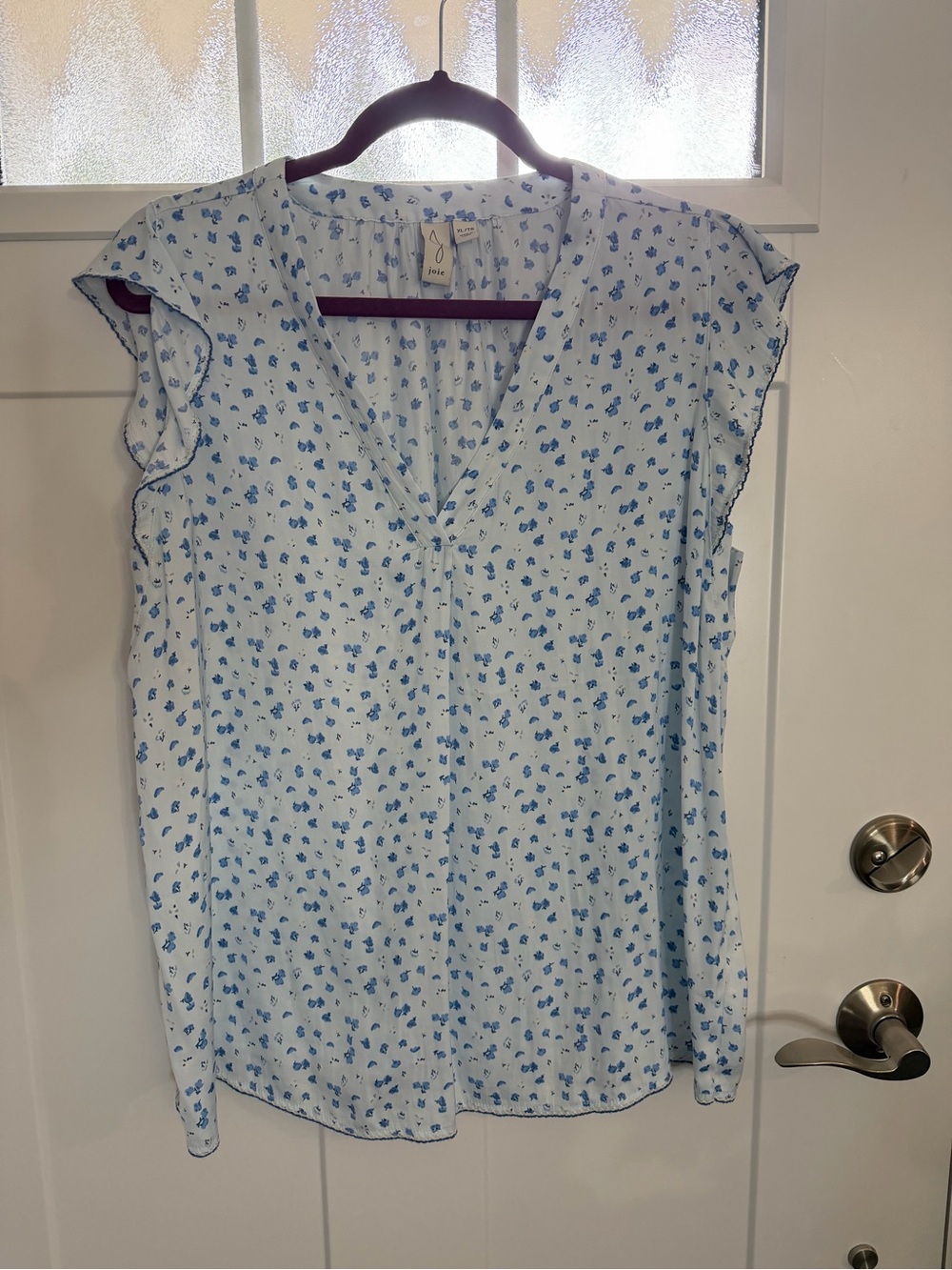 Joie Light Blue Floral V-Neck Flutter Sleeve Blouse size XL
